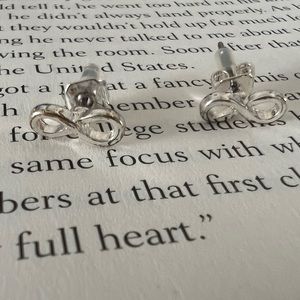 Infinity earrings NWOT